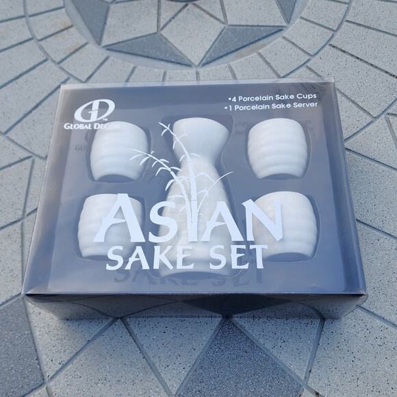 Global Decor Asian Porcelain 5 Piece Sake Set - Picture 1 of 4